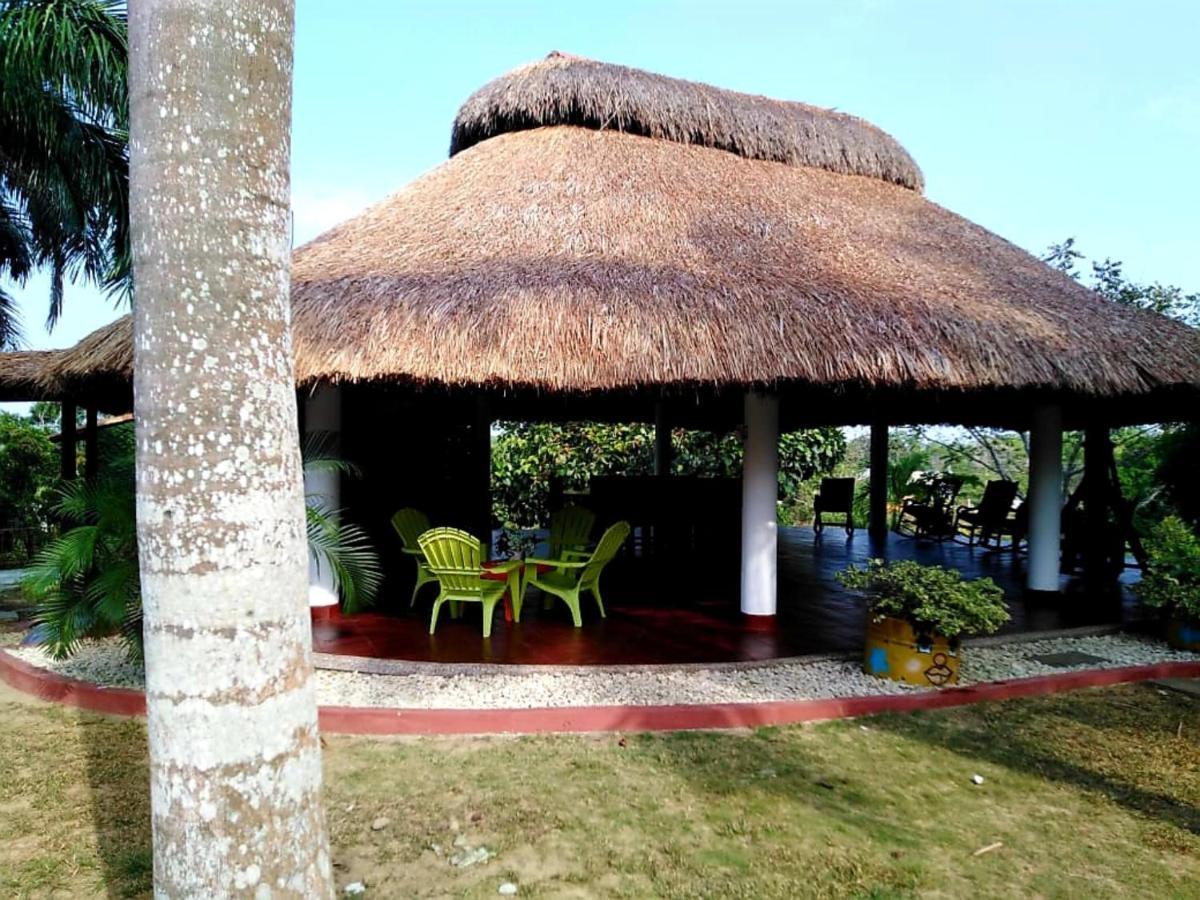 Casa Campo Emaus Caucasia 外观 照片