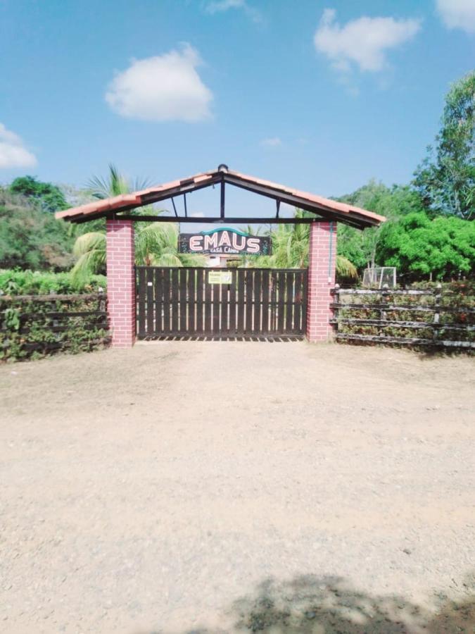 Casa Campo Emaus Caucasia 外观 照片