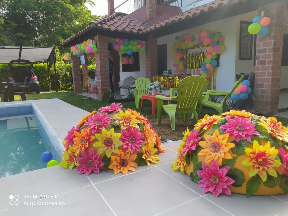 Casa Campo Emaus Caucasia 外观 照片