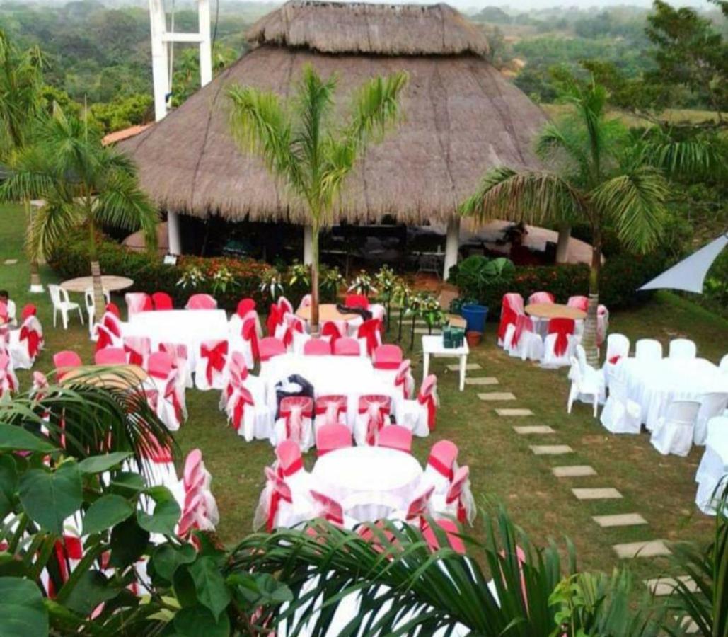 Casa Campo Emaus Caucasia 外观 照片