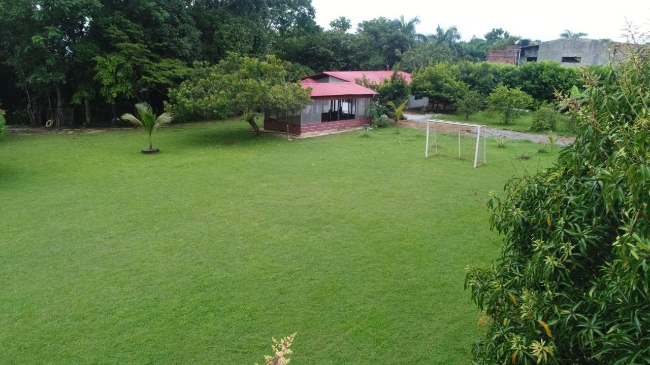 Casa Campo Emaus Caucasia 外观 照片