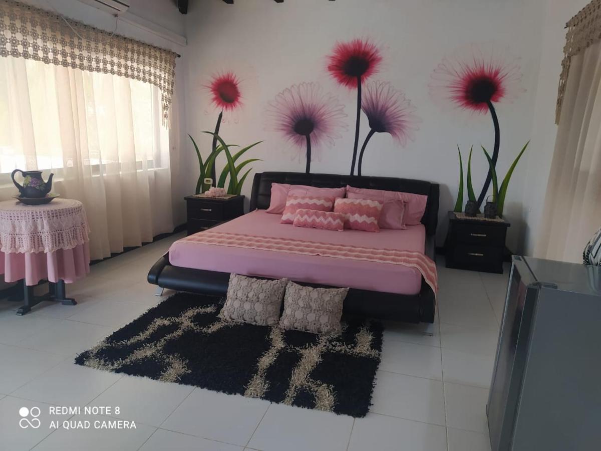 Casa Campo Emaus Caucasia 外观 照片